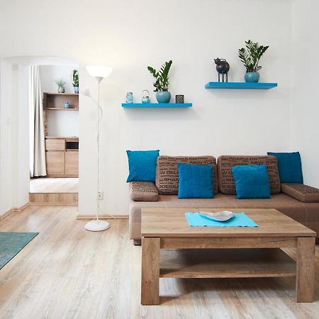 Nice Home To Stay At Prague Close To Castle With Terrace And Garden Ngoại thất bức ảnh