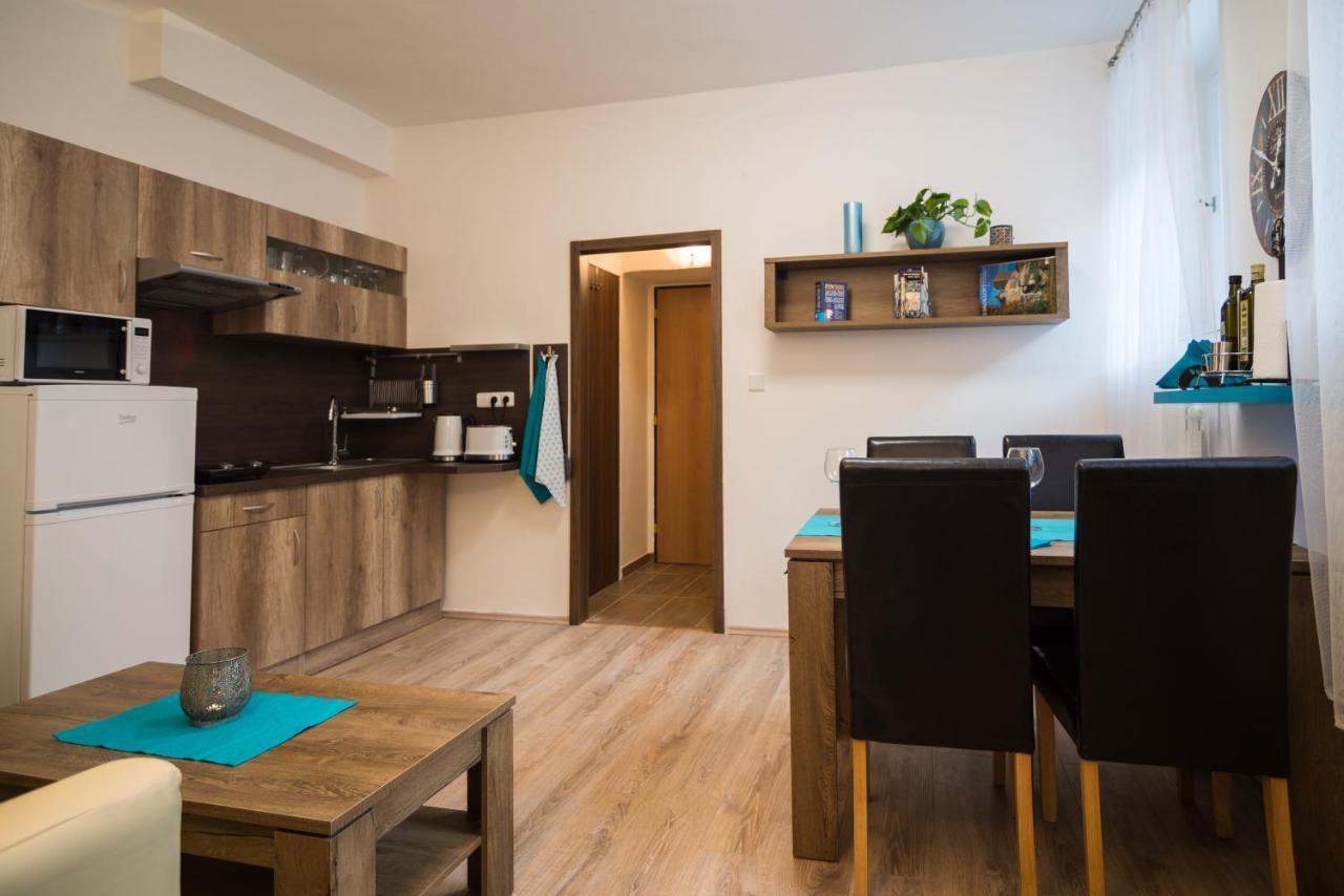 Nice Home To Stay At Prague Close To Castle With Terrace And Garden Ngoại thất bức ảnh