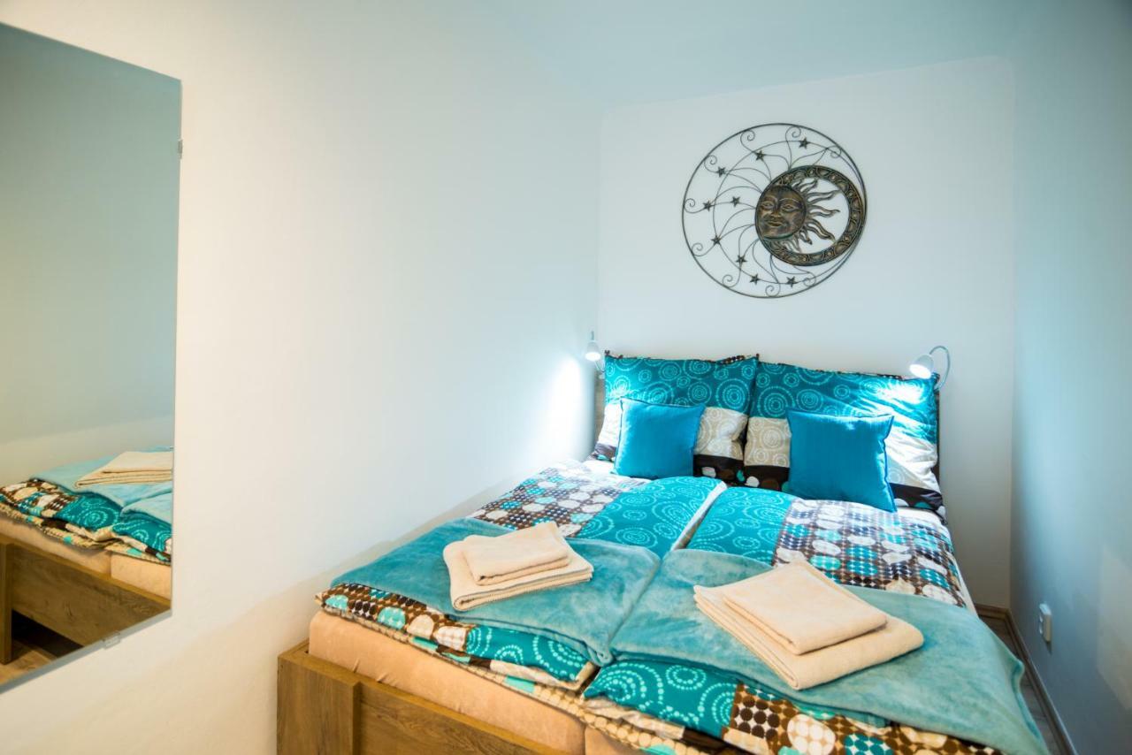 Nice Home To Stay At Prague Close To Castle With Terrace And Garden Ngoại thất bức ảnh